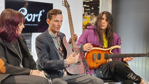 Guitar World Live interview w/ Alexx Guitar World Live interview w/ Alexx