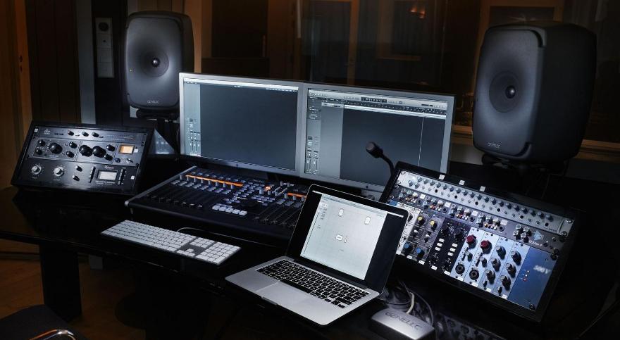 Genelec1 Genelec1