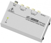 Звукова карта Behringer PP400