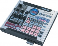Семплер Roland SP555