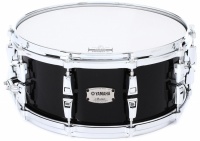 Малий барабан Yamaha AMS1460 14" Absolute Hybrid Maple Snare 14" (Solid Black)