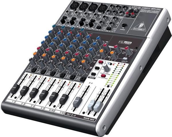 Микшерный пульт Behringer XENYX1204USB