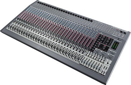 Микшерный пульт Behringer SX3282