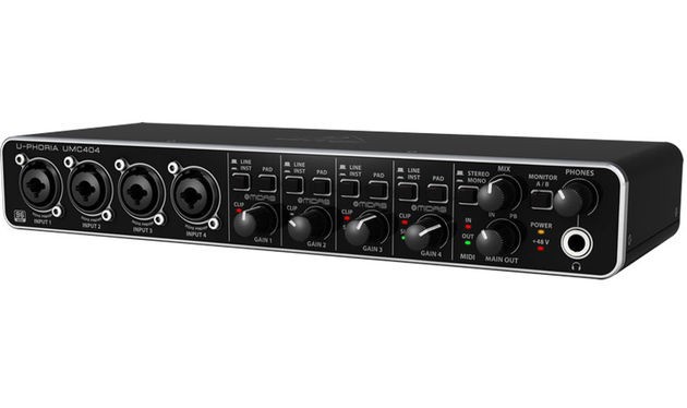 Аудиоинтерфейс BEHRINGER U-PHORIA UMC404