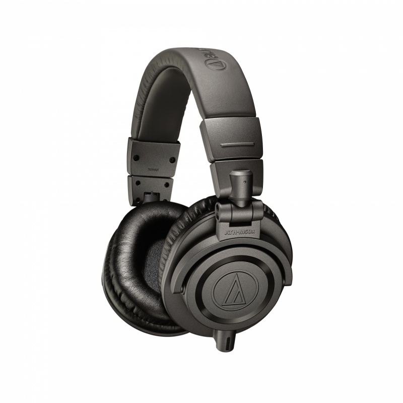 Студийные наушники Audio-Technica ATH-M50xMG