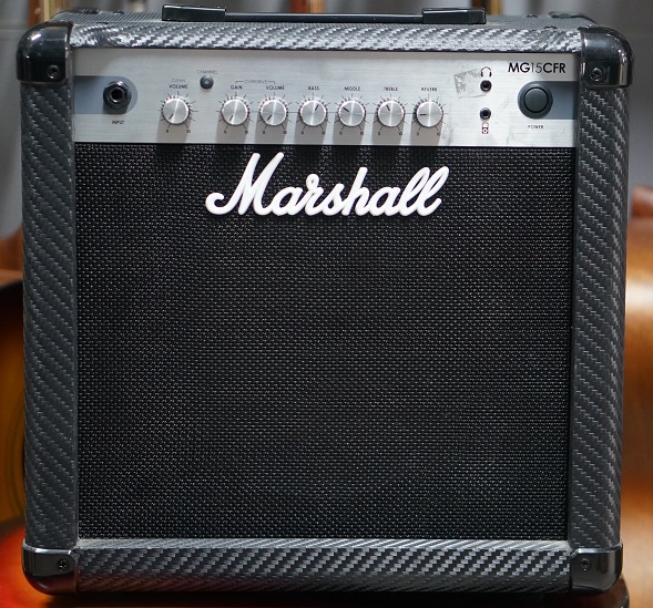 Комбоусилитель MARSHALL MG15CFR