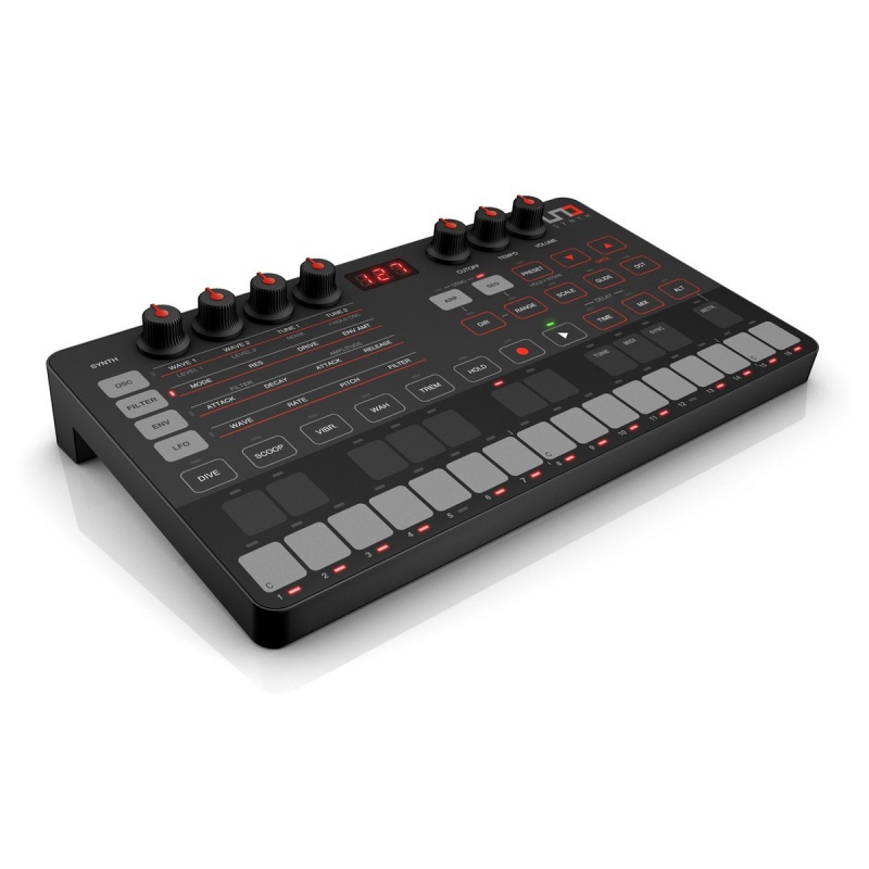 Синтезатор IK MULTIMEDIA UNO Synth